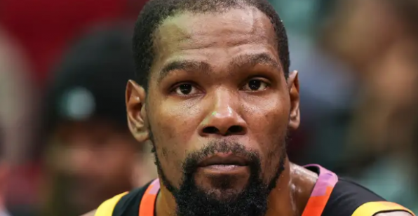 [流言板]克尼普尔夏联场均15.6分5板4助1.2抢断，命中率40.6%+34.3%__[流言板]克尼普尔夏联场均15.6分5板4助1.2抢断，命中率40.6%+34.3%