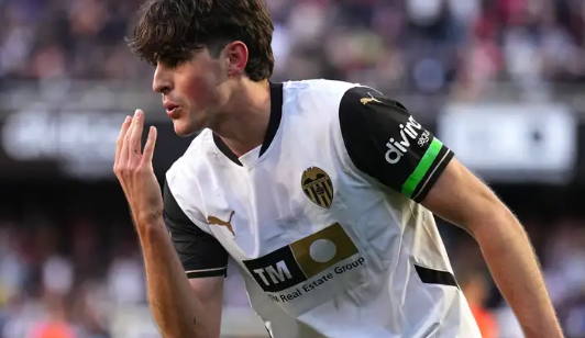 拜仁遭2-5惨案_戈麦斯米兰_